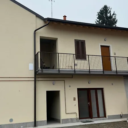 Corte Del Garda * ガルバニャーテ・ミラネーゼ